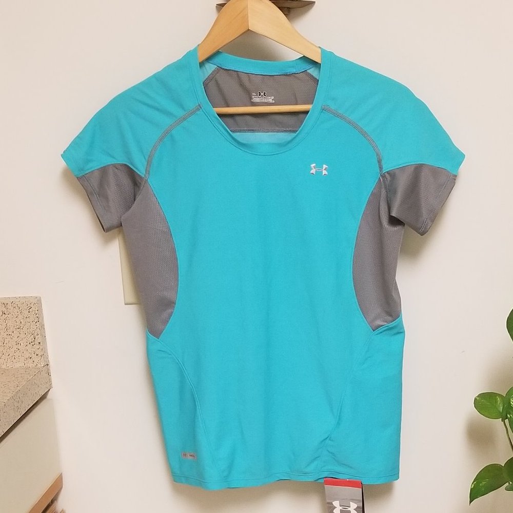 Under Armour Women's Short Sleeve Size XL